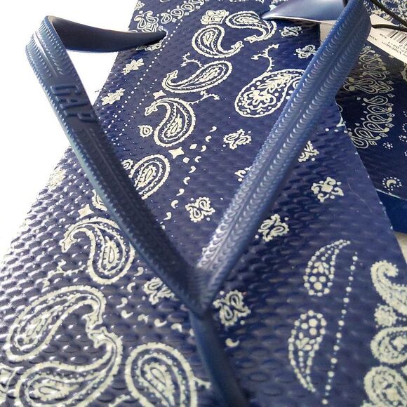 GAP Flip Flops Blue and White Print NEW Tags 12 - Picture 2 of 5